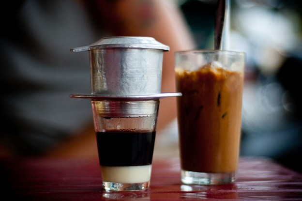 Kaffeefilter durch einen phin