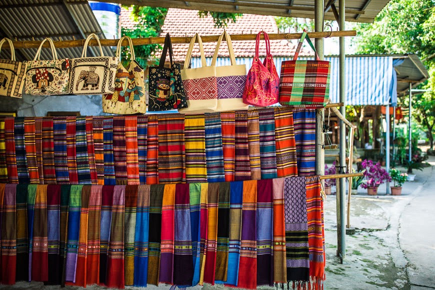 Textiles in Ban Lac mountain market